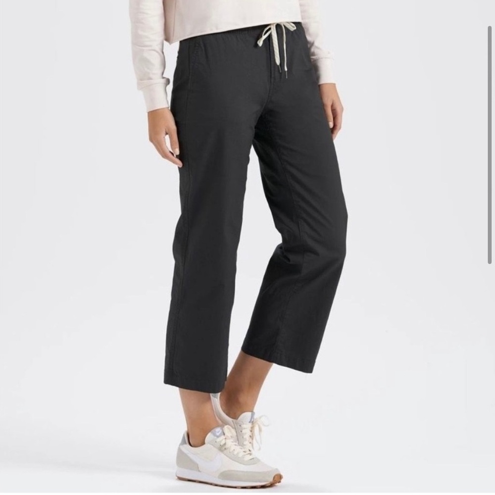 Vuori Dark Gray Ripstop Wide Leg Pants, Size Small